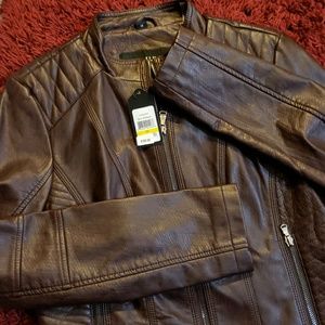 New!!!! Guess leather jacket